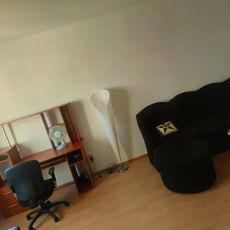 Fast Close By Centrum * Levice